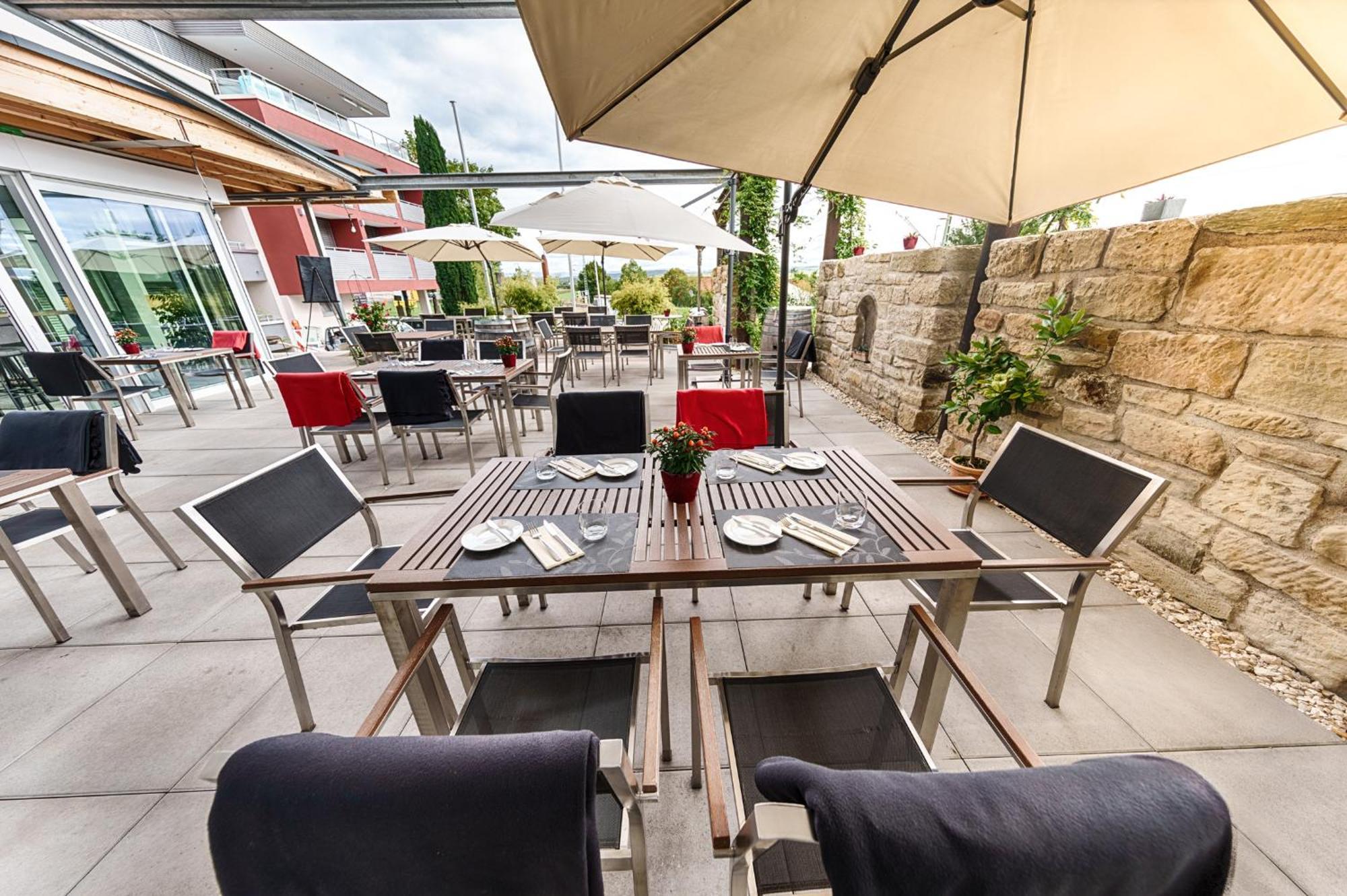 Hotel-Restaurant Römerhof Herrenberg Exteriör bild